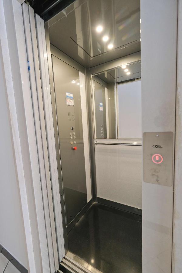 Il Porto Affittacamere B&B Brindisi Exterior foto