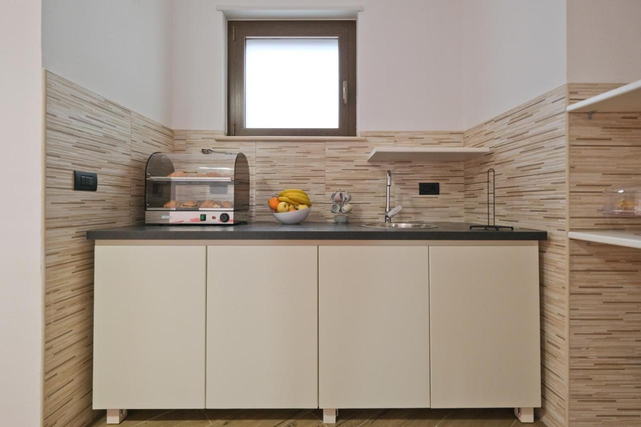 Il Porto Affittacamere B&B Brindisi Exterior foto