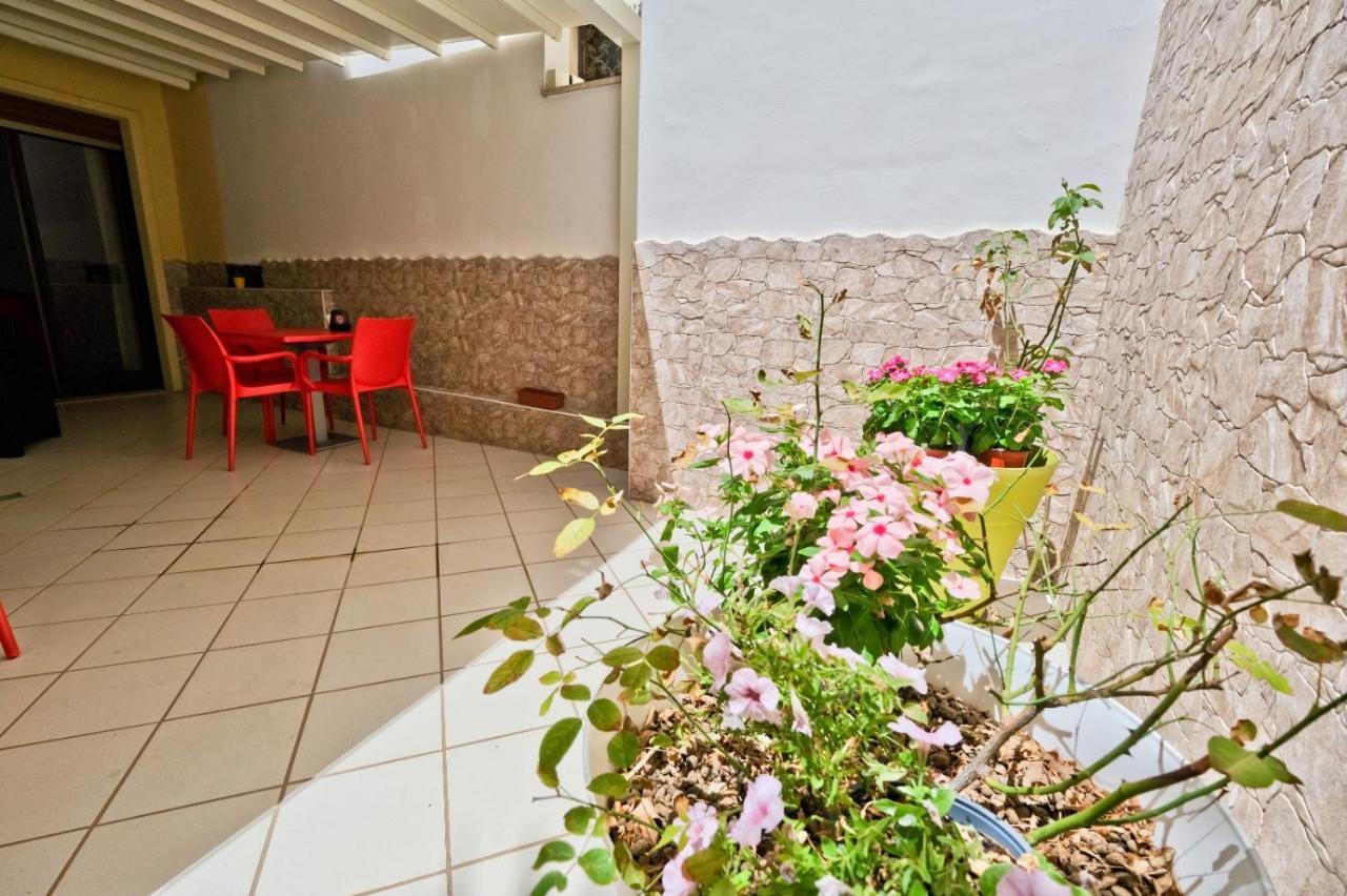 Il Porto Affittacamere B&B Brindisi Exterior foto